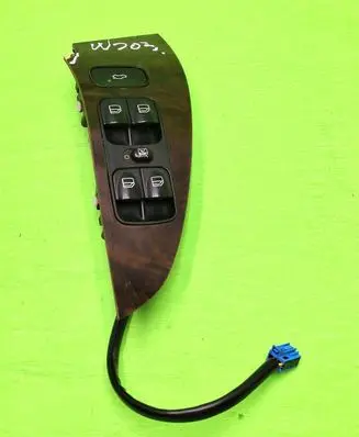 Mercedes-Benz C W203 Electric window control switch A2037271328