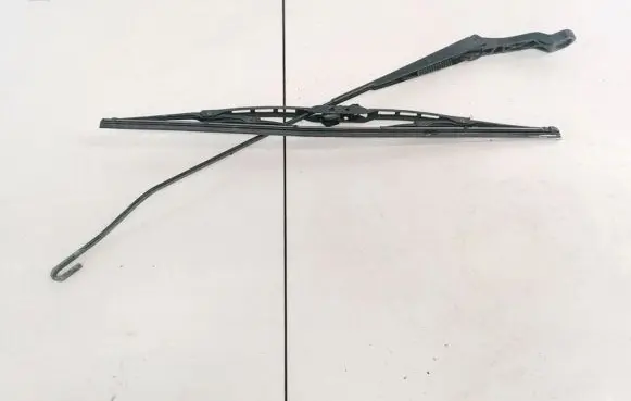Honda Civic Front wiper blade arm