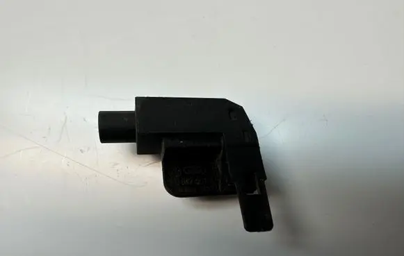 Volkswagen Amarok Hand parking brake sensor 1H0947561A