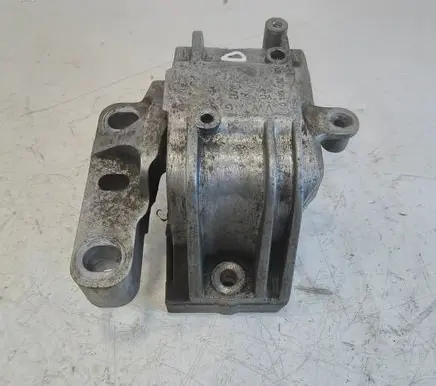 Volkswagen Caddy Engine mount bracket 1K0199262BA