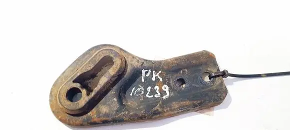 Opel Zafira B Radiator mount bracket 13153539