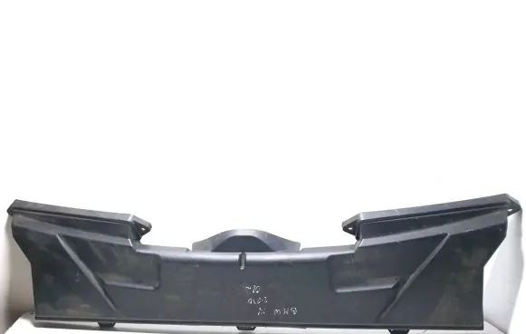 BMW 3 E90 E91 Intercooler air channel guide 