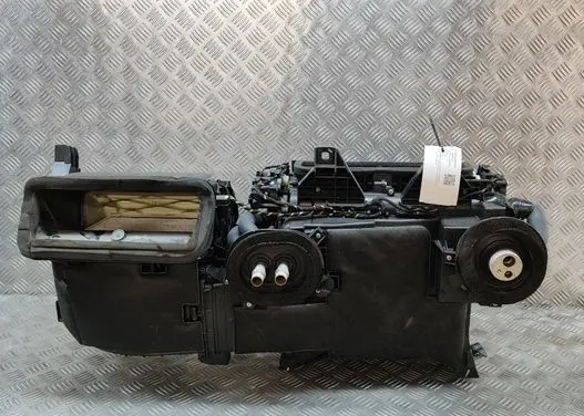 Land Rover Discovery 5 Interior heater climate box assembly HY3219B555CC