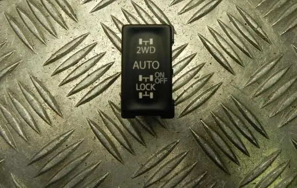 Renault Koleos I Differential lock switch 8Y20B T4082