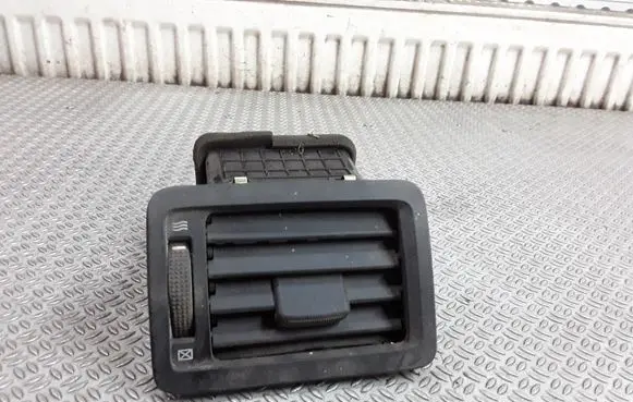 Hyundai Tucson LM Dashboard side air vent grill/cover trim