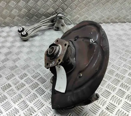 Audi Q7 4M Front wheel hub 4M0407560