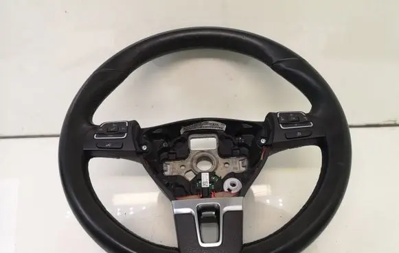 Volkswagen Jetta VI Steering wheel 5C0419091Q 5K0959542A