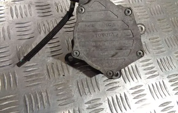 Toyota Avensis T270 Vacuum pump VAPEC19S 18021118 4784