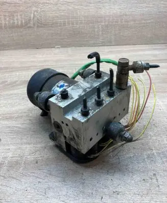 Mazda Xedos 6 ABS Pump GA2G437A0 377362B