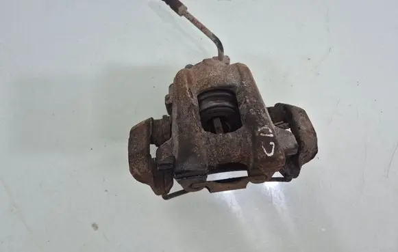 Rear brake caliper