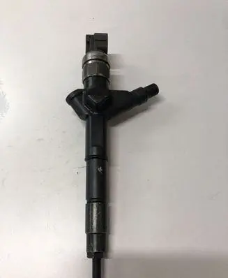 Nissan Primera Fuel injector 16600BN820