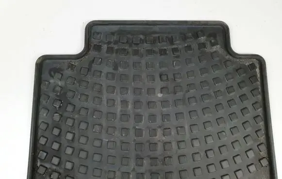 Mercedes-Benz B W245 Rear floor mat A1696840802