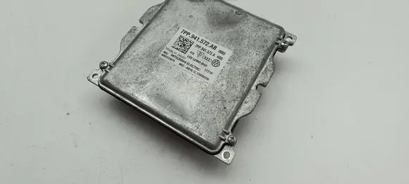 Volkswagen PASSAT B8 Headlight ballast module Xenon 7PP941572A 1P941572AB 700502256