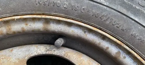 Ford Transit R15 spare wheel