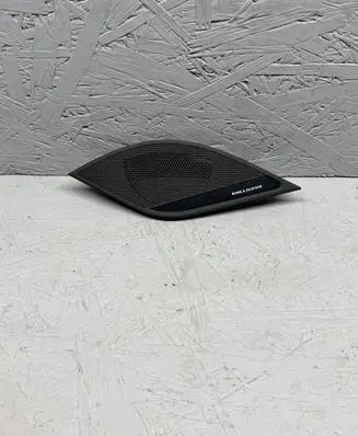 Audi A4 S4 B9 Dash center speaker trim cover 8W2857228
