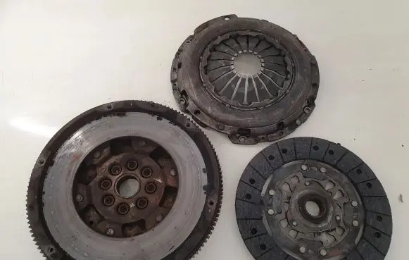 Volkswagen Transporter - Caravelle T5 Clutch set kit