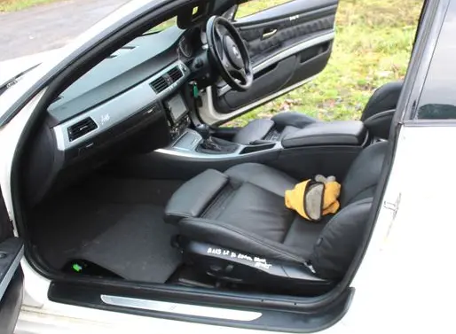 BMW 3 E92 E93 Rubber seal sliding door (on door) 