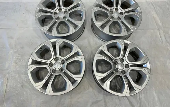 Land Rover Discovery Sport R18 alloy rim K8D21007NA