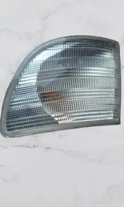 Mercedes-Benz Vito Viano W638 Front indicator light