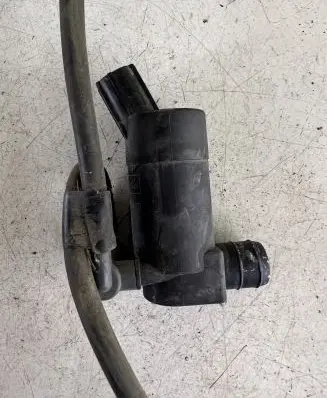 Volvo V50 Windscreen/windshield washer pump 1S7117K624FD
