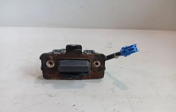 Honda Accord Tailgate opening switch 