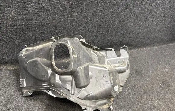 Other engine bay part