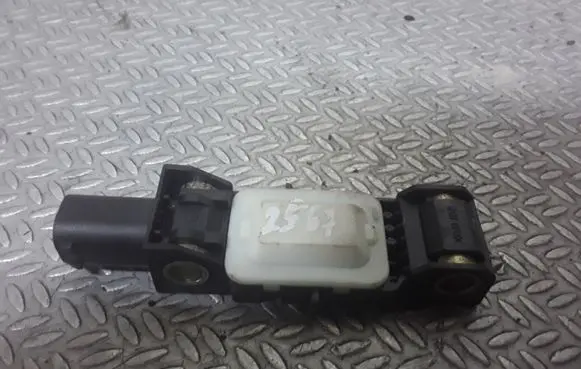 Chrysler 300 - 300C Airbag deployment crash/impact sensor 04671779AC