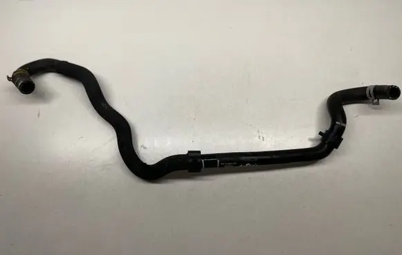 Land Rover Range Rover Sport L494 Engine coolant pipe/hose FPLA8063CB