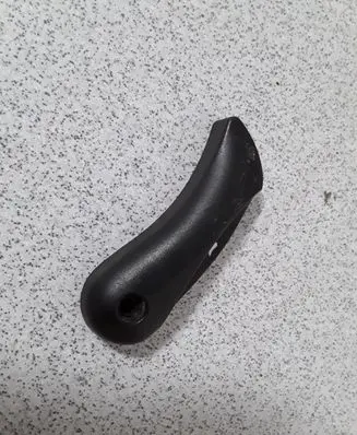 BMW 5 E60 E61 Engine bonnet (hood) release handle 51437008934 7008934