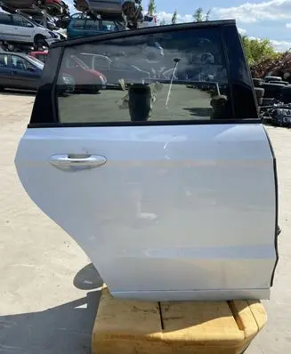 Ford S-MAX Rear door 023