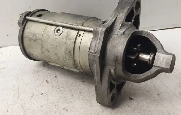 Toyota Verso Starter motor 281000R020