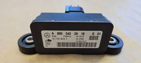 Mercedes-Benz GL X164 ESP acceleration yaw rate sensor A0055422018 0055422018