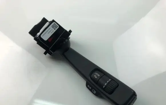 Volvo V40 Indicator stalk 31394001