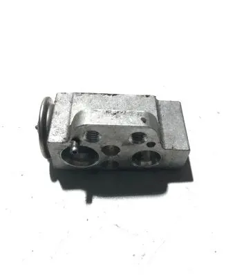 Air conditioning (A/C) expansion valve
