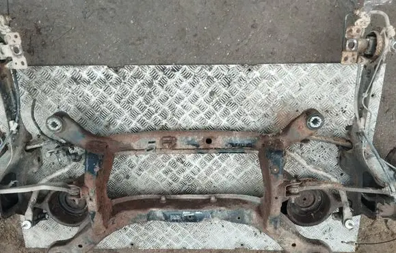 Ford Mondeo MK IV Rear axle beam 