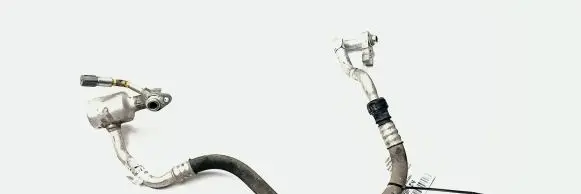 Fiat Tipo Air conditioning (A/C) pipe/hose 51986984