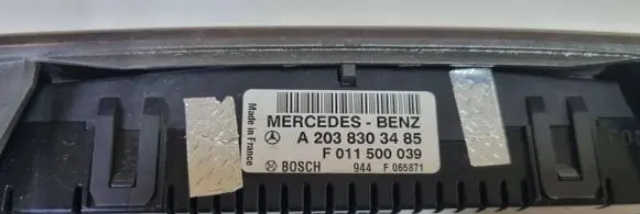 Mercedes-Benz C W203 Climate control unit 2038303485