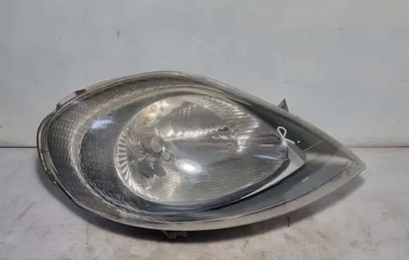 Nissan Primastar Headlight/headlamp 7700311374