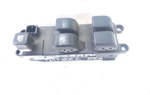 Subaru Legacy Electric window control switch 83071AE020