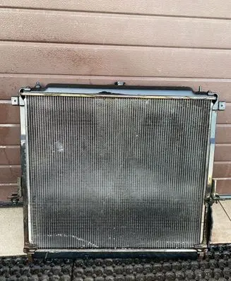 Nissan Pathfinder R51 Coolant radiator
