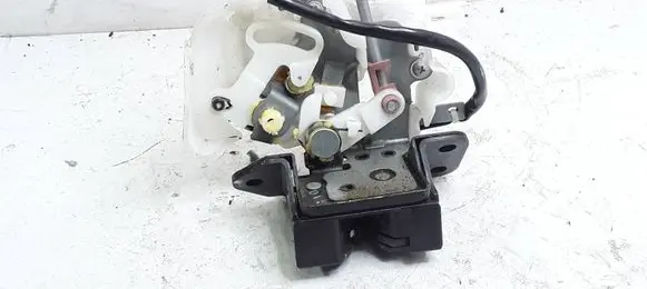 Mazda 6 Tailgate/trunk/boot lock/catch/latch B6701