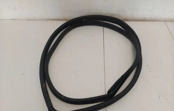 Mazda 5 Front door rubber seal C23568911A