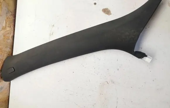 Audi Q5 SQ5 (A) pillar trim 8R0867233B 8R0867233C A047101