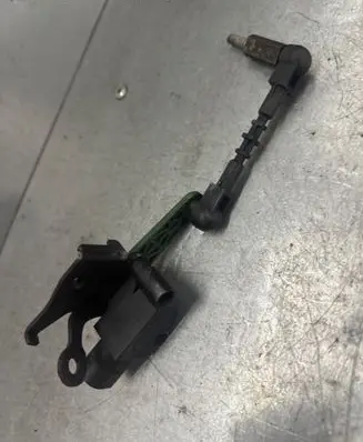 Audi A6 S6 C7 4G Air suspension front height level sensor 3c0907503