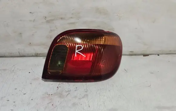 Toyota Yaris Rear/tail lights 52053