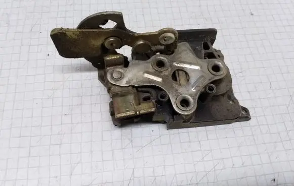 Opel Sintra Sliding door lock 