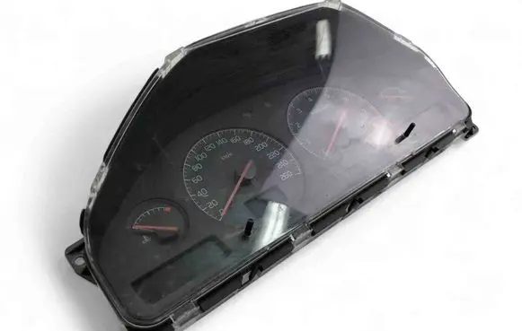 Speedometer (instrument cluster)