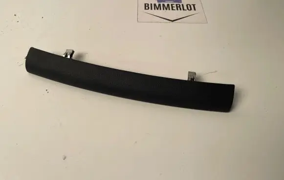 Mercedes-Benz CLS C218 X218 Dashboard glove box trim A2186800008