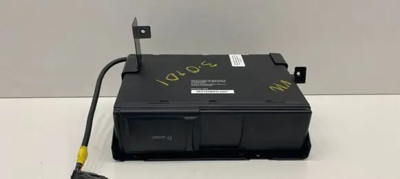 Volkswagen Touareg I CD/DVD changer 1J6035111