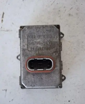 Mercedes-Benz E W211 Headlight ballast module Xenon 0028206026 74284700 5DF00870400